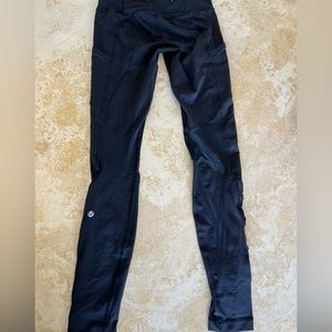 Lululemon Black Cargo Leggings- Size 6